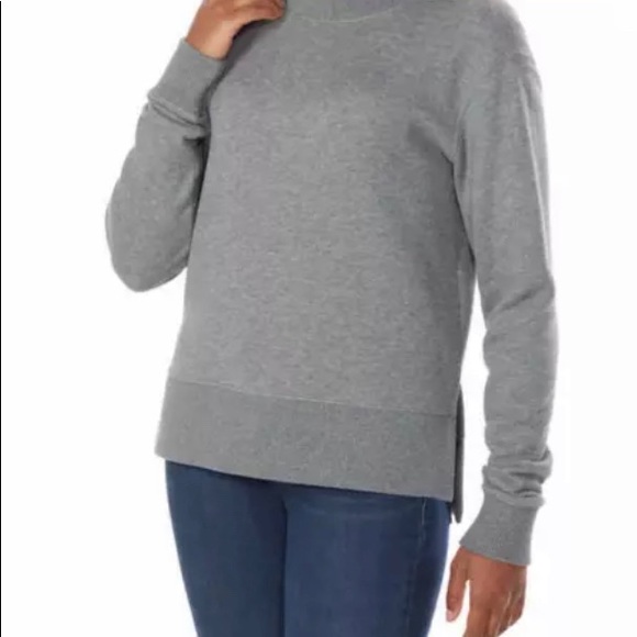 Ladies Fleece Crewneck Sweatshirts. Two colors - Picture 2 of 2